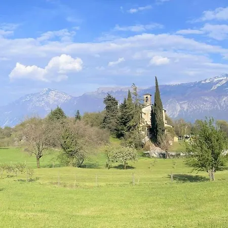 Schoene Mit Herrlichem Seeblick Apartman Tignale