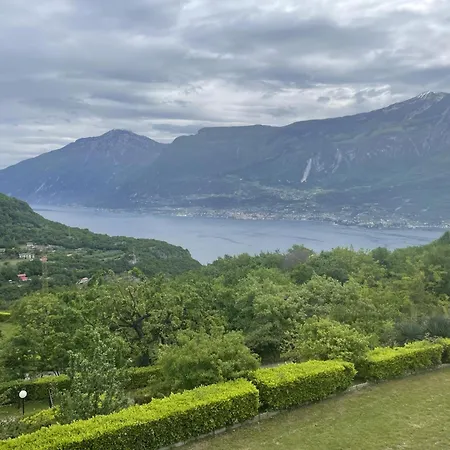 Schoene Mit Herrlichem Seeblick Apartamento *